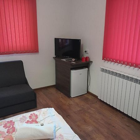 Къща За Гости Романс Yagodina Eksteriør billede