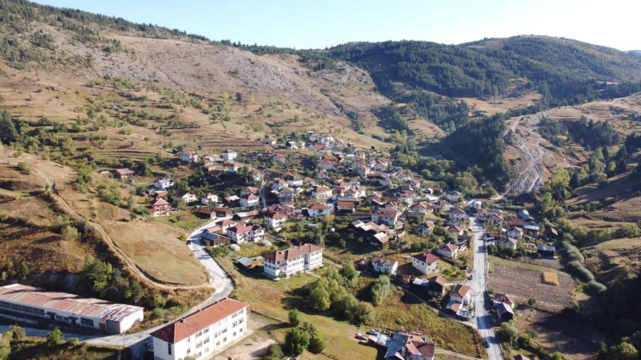 Къща За Гости Романс Yagodina Eksteriør billede